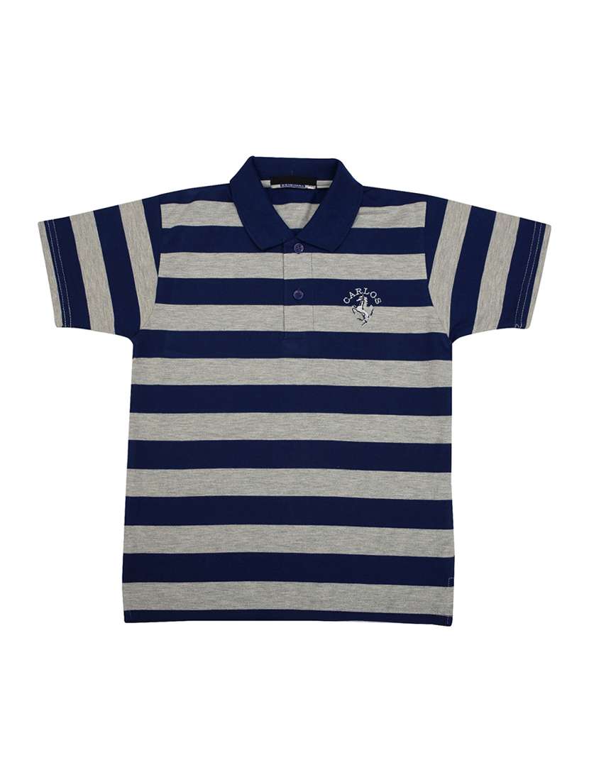 set of 3 t-shirts  - 17286346 -  Standard Image - 3