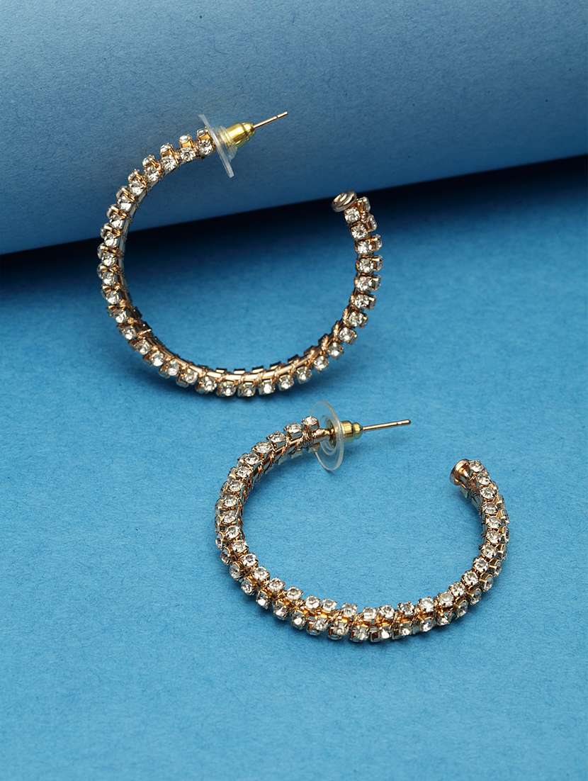 gold metal hoop earring