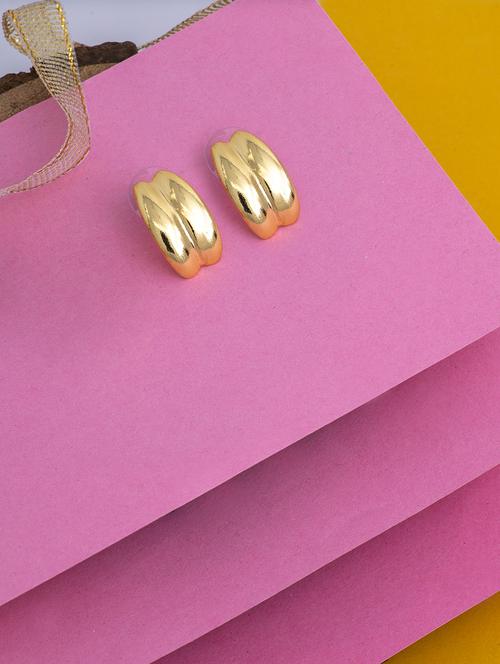 gold metal studs earring - 17327575 -  Standard Image - 0