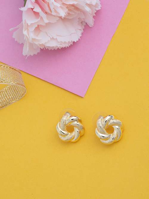 gold metal studs earring - 17327585 -  Standard Image - 0