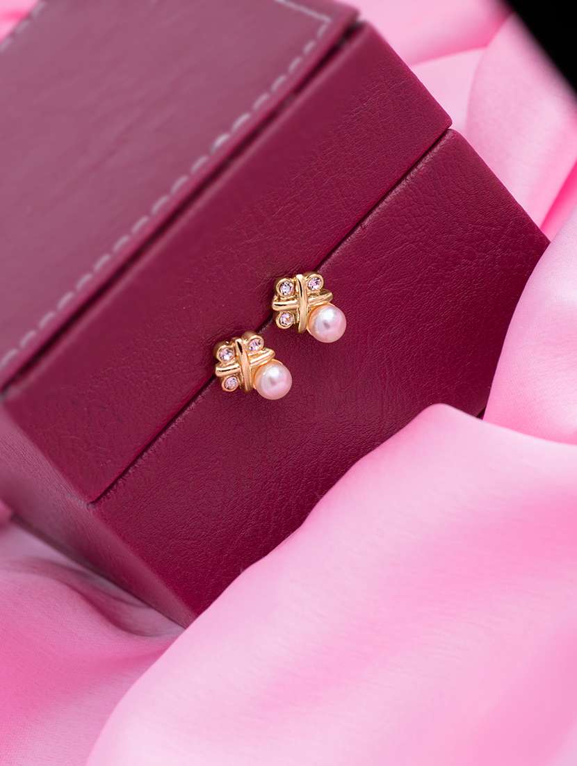 white metal studs earring - 17327592 - Zoom Image - 0