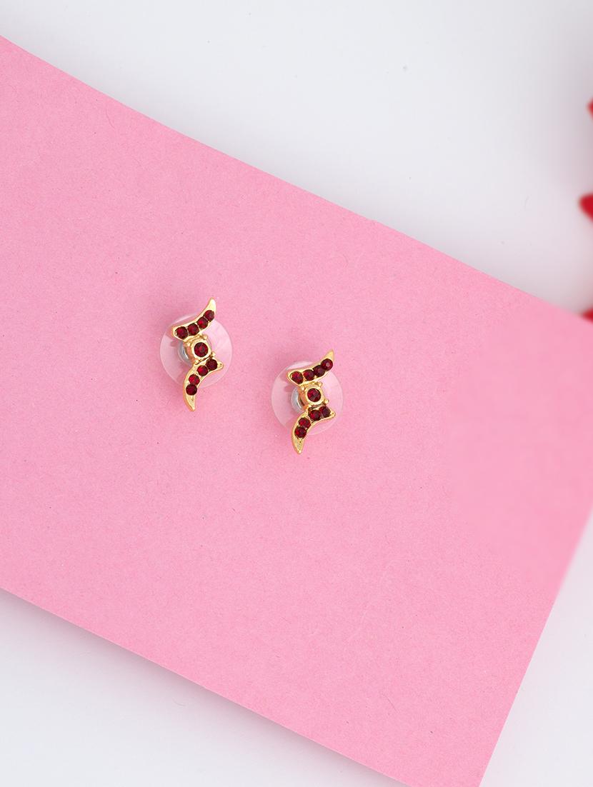 red metal studs earring - 17327597 - Zoom Image - 0