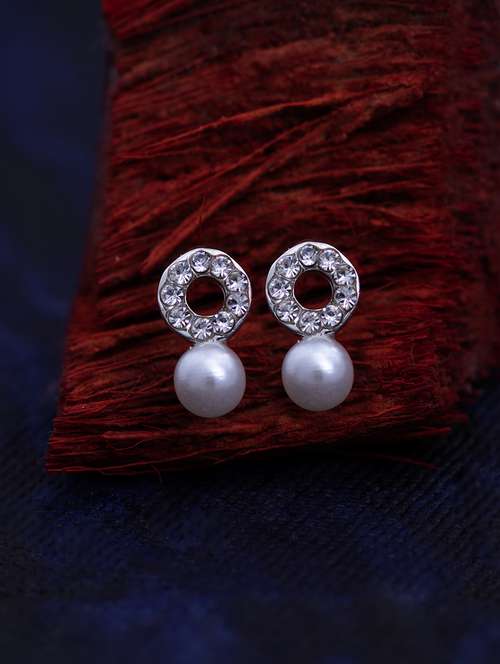 silver metal studs earring - 17327681 - Standard Image - 0
