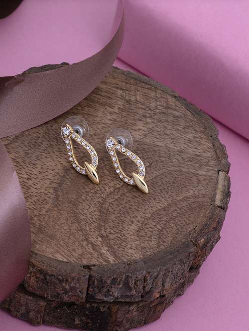 white metal studs earring - 17327718 -  Standard Image - 0