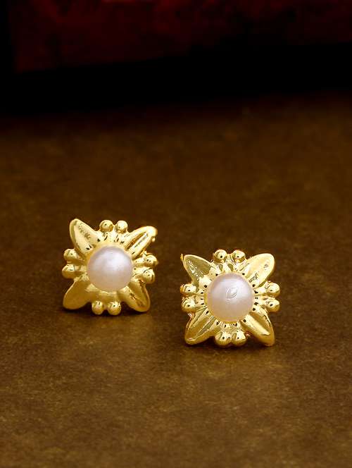 gold metal studs earring - 17327888 - Standard Image - 0
