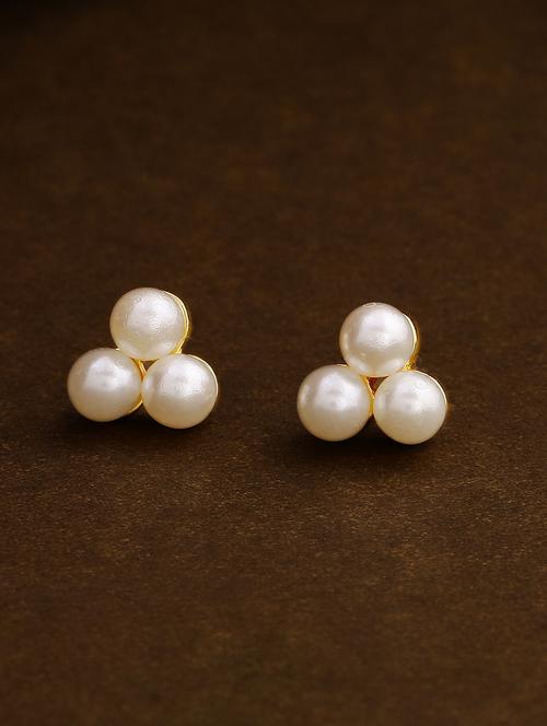 gold metal studs earring - 17327912 - Standard Image - 0