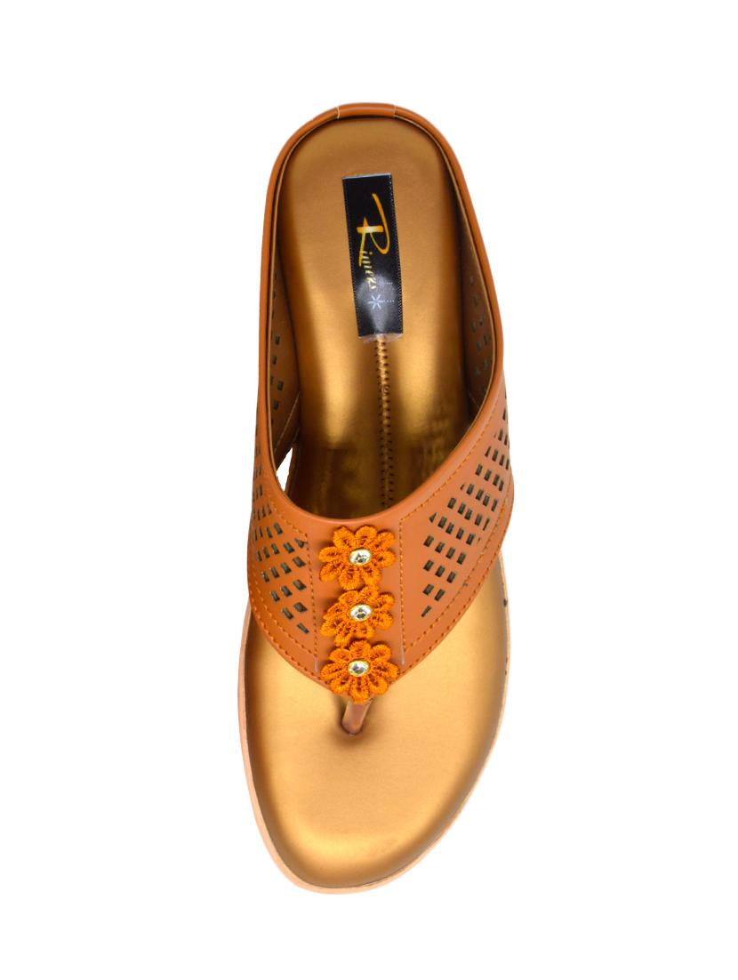 tan toe separator sandal - 17334019 - Standard Image - 3