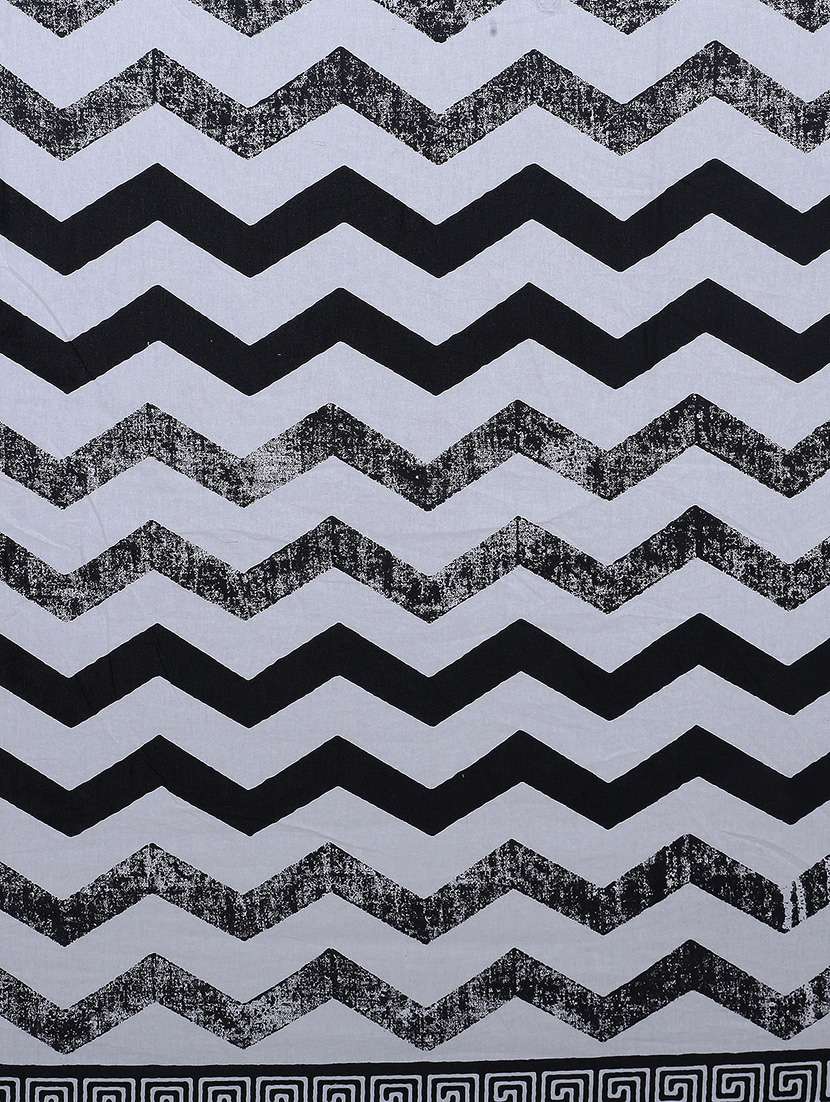   cotton double bedsheet with 2 pillow covers - 17336641 -  Standard Image - 3