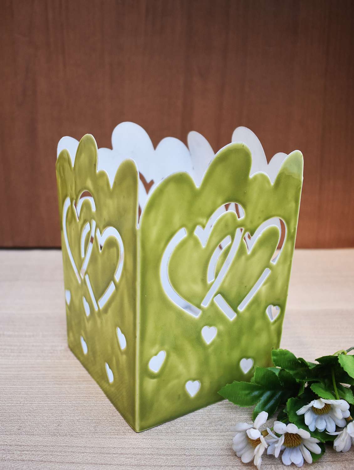   cutwork t lite holder