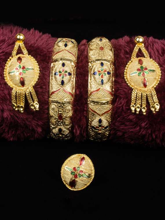 gold brass bangle with earring and ring 