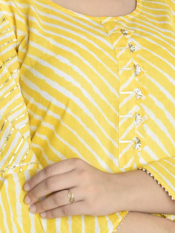 women's straight kurta - 17398613 -  Standard Image - 3