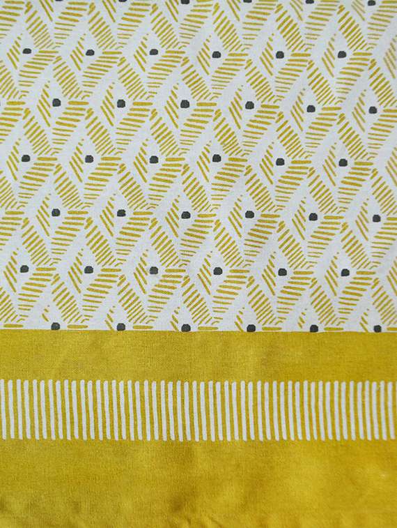  6 seater cotton printed table cover - 17414230 -  Standard Image - 5