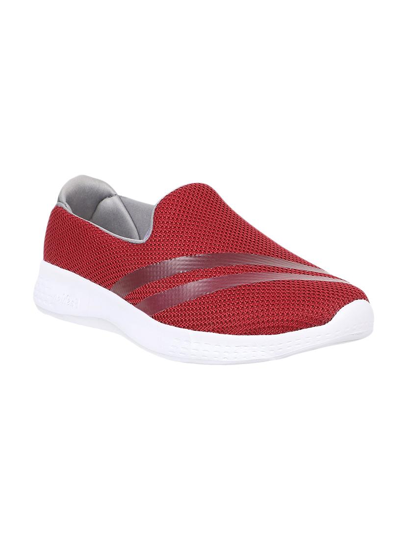maroon mesh slip on sports shoes - 17436747 -  Zoom Image - 0