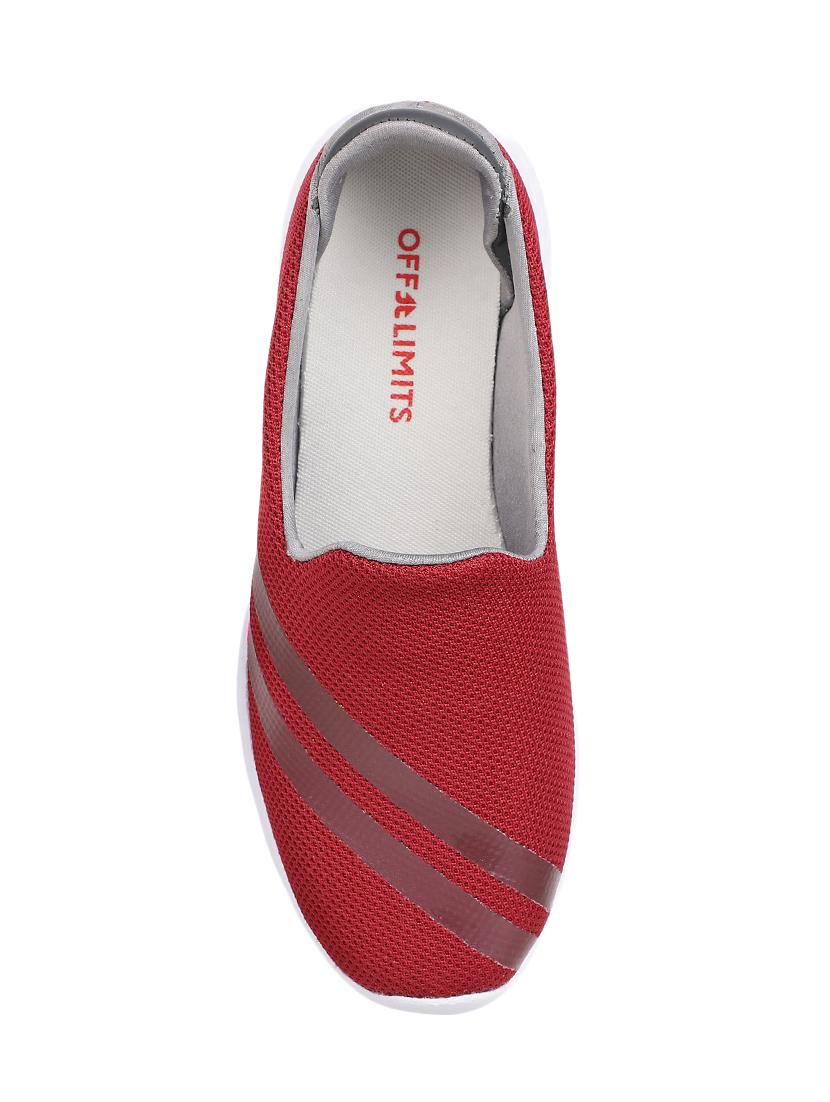 maroon mesh slip on sports shoes - 17436747 -  Standard Image - 3