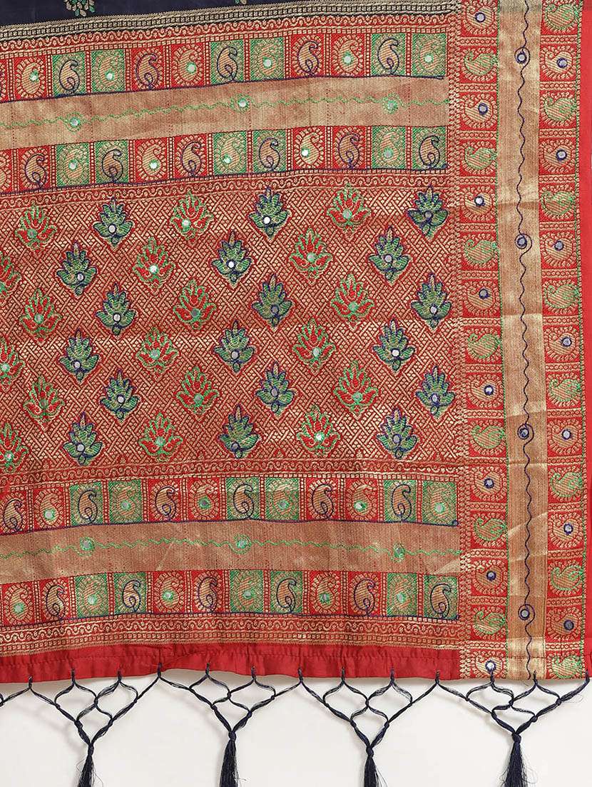 printed banarasi saree with blouse - 17441857 - Standard Image - 3