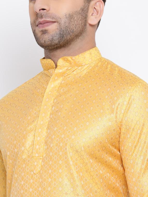 yellow printed silk blend long kurta - 17451170 - Standard Image - 3