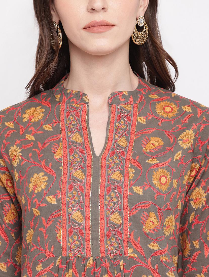 floral suit set - 17459665 - Standard Image - 3