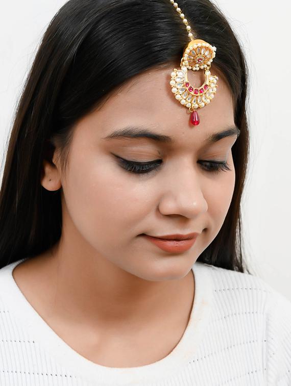 gold brass maang teekas & passa - 17463756 - Standard Image - 5