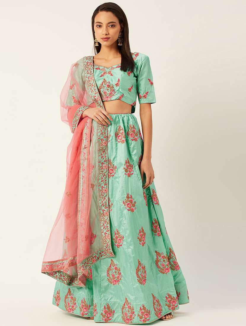 embroidered flared lehenga
