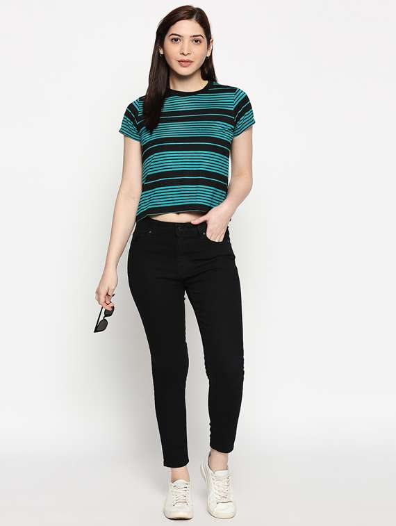 crew neck striped crop tee - 17484109 -  Standard Image - 3