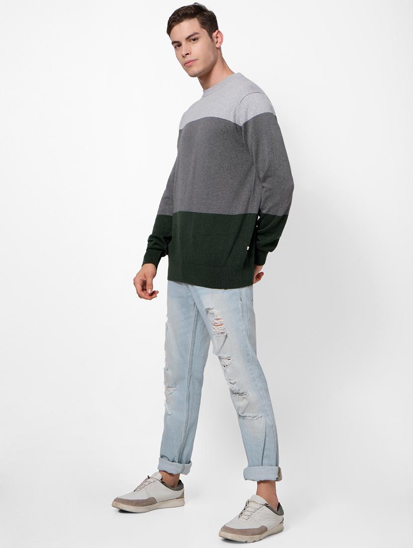grey colorblock pullover - 17496071 - Standard Image - 3