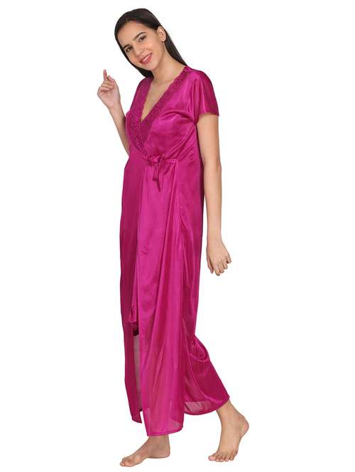 Gowns & Kimonos