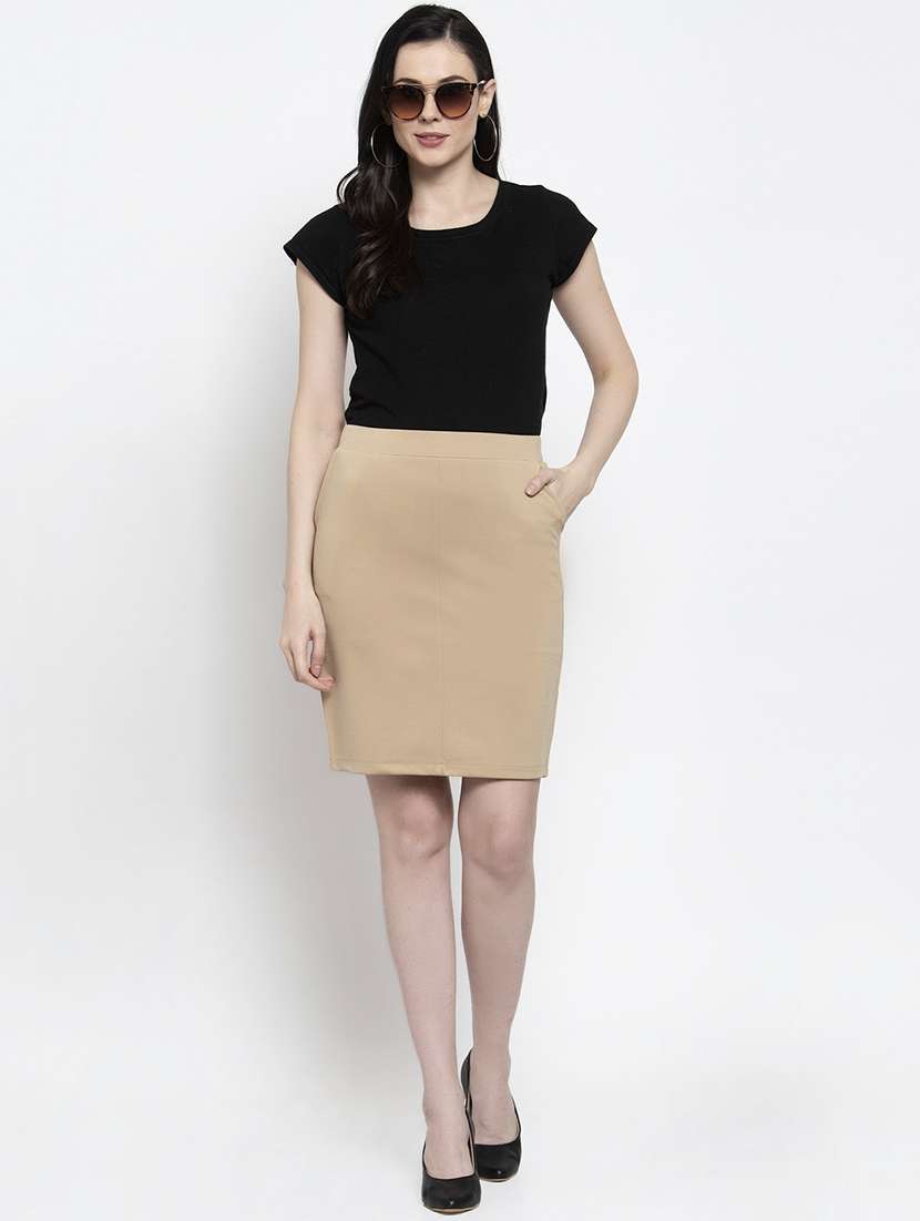 high rise  straight skirt - 17504861 -  Standard Image - 3