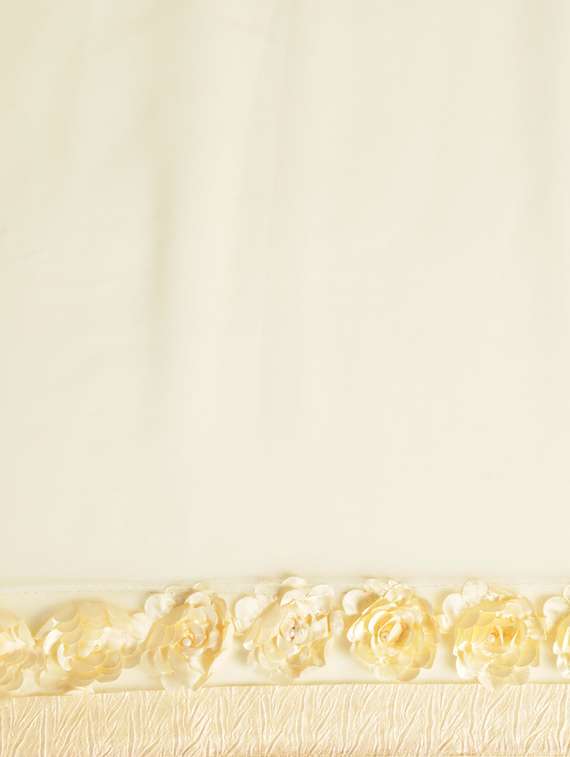 women's floral cream colored saree with blouse - 17528600 -  Standard Image - 3