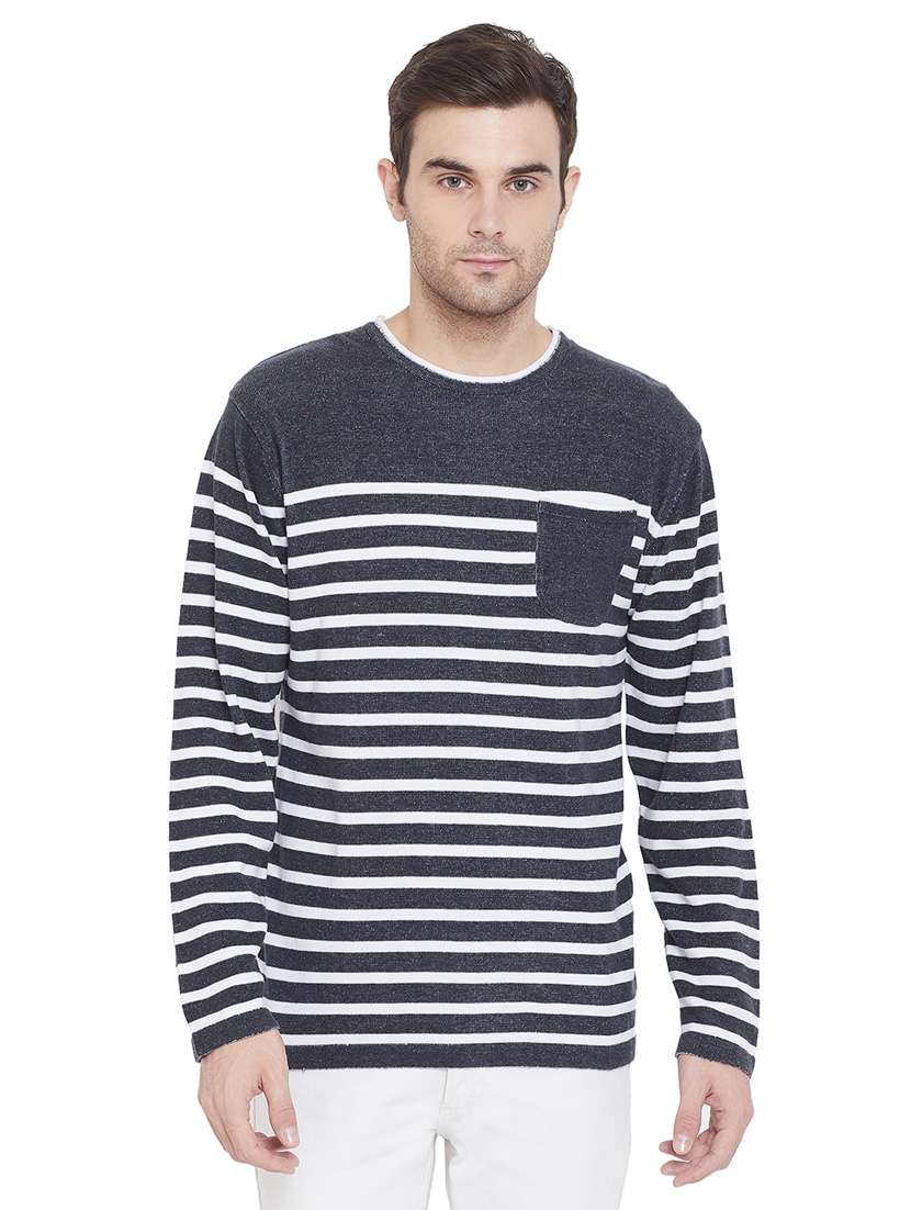 grey striped pocket t-shirt
