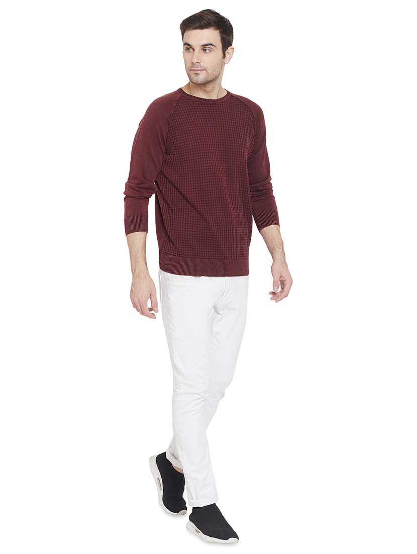 maroon self design pullover - 17531196 - Standard Image - 3