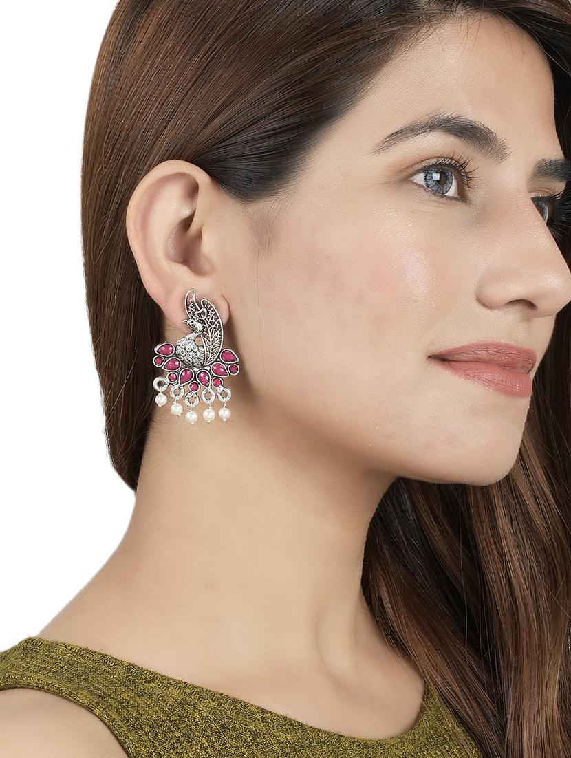 silver brass studs earring - 17531427 - Standard Image - 3