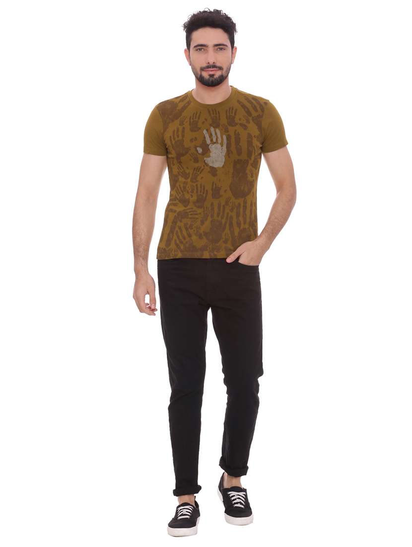 brown printed  t-shirt - 17533663 -  Standard Image - 3
