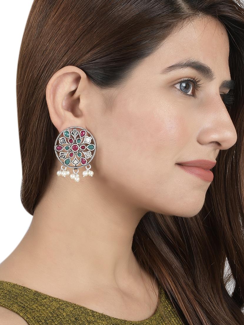 silver brass studs earring - 17533700 - Standard Image - 3
