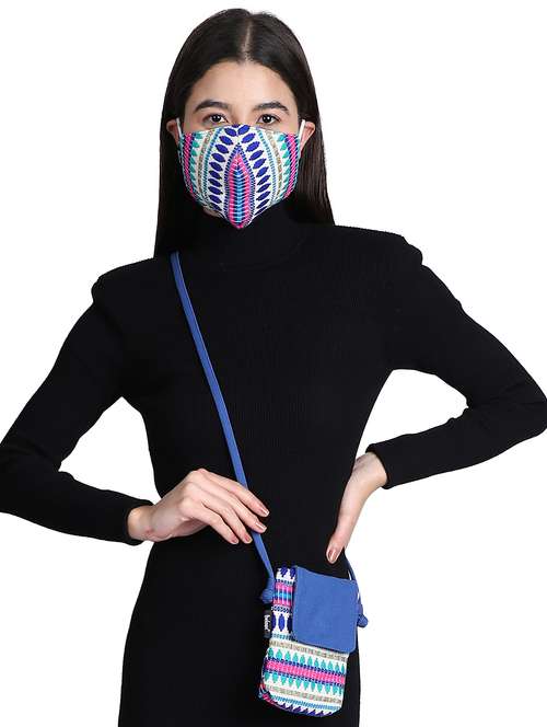 printed anti-pollution women mask with mobile sling - 17534987 -  Standard Image - 0