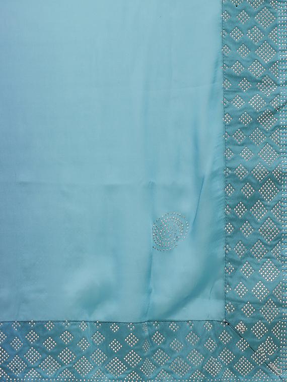 solid embellished bordered saree with blouse - 17541321 - Standard Image - 3