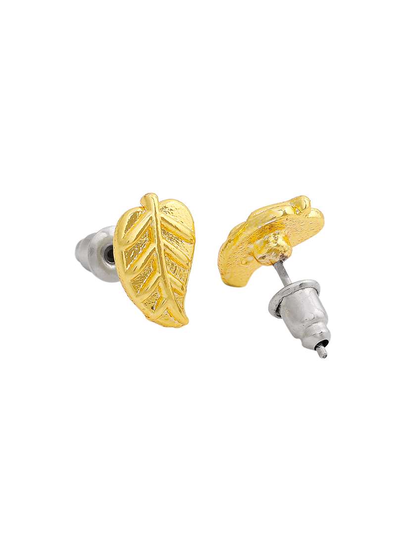 gold  metal studs earring - 17542807 -  Standard Image - 3