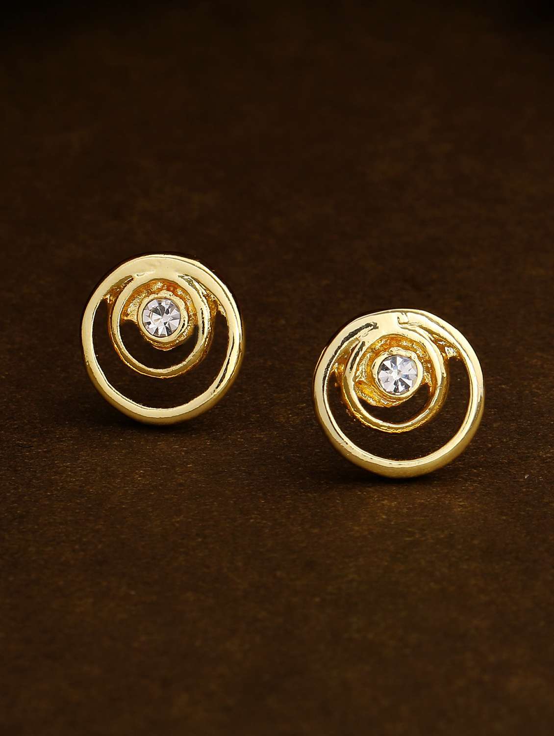 gold  metal studs earring