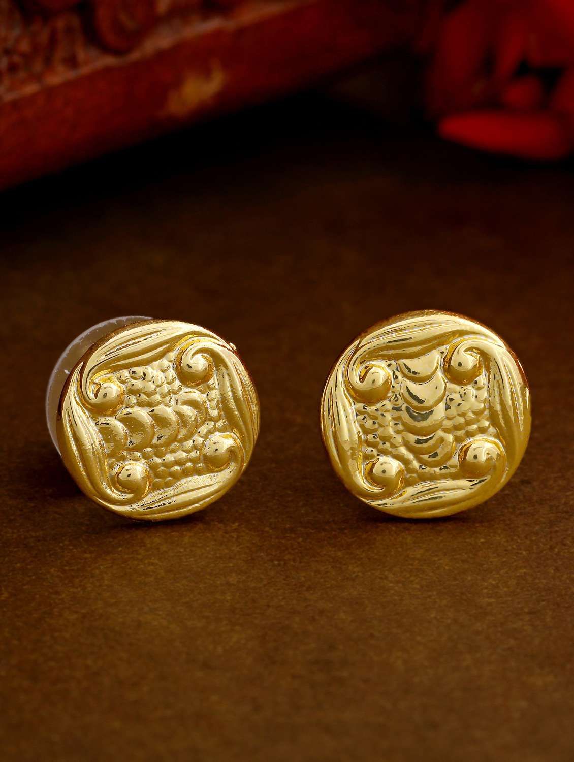 gold  metal studs earring - 17542848 -  Zoom Image - 0