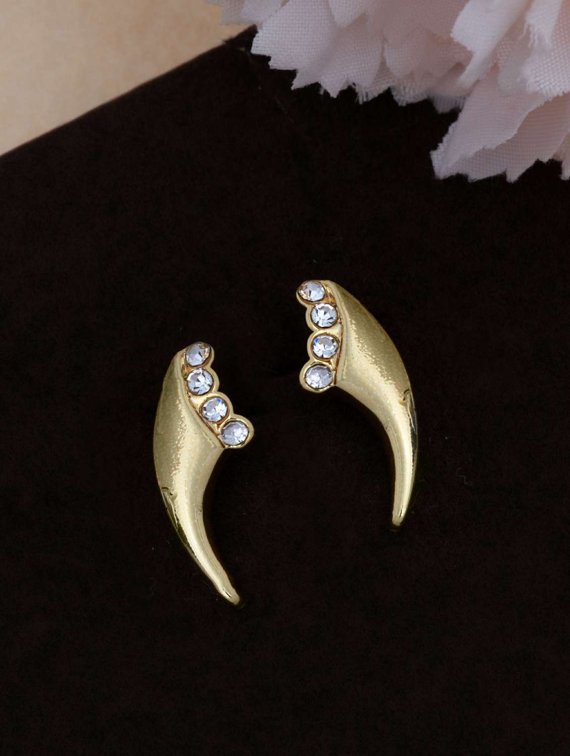gold metal studs earring - 17542919 - Zoom Image - 0