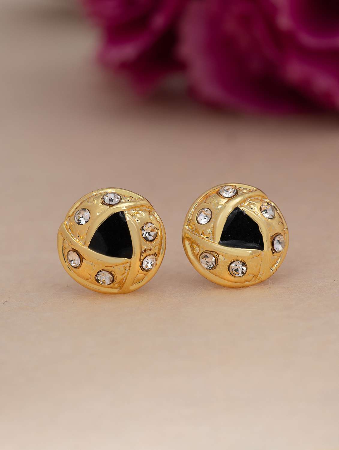 gold metal studs earring