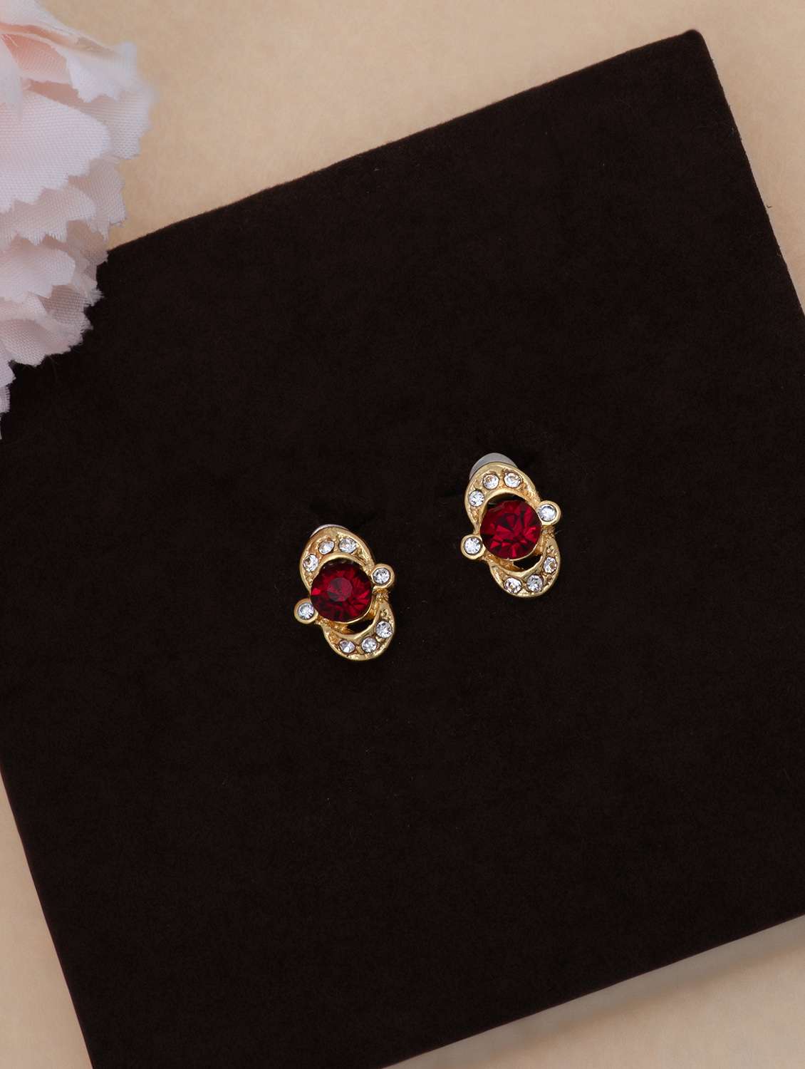 red metal studs earring