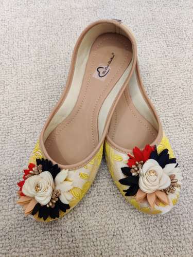yellow ethnic women juti - 17554720 - Standard Image - 0