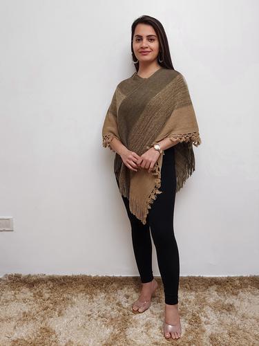 women woolen ponchos  - 17555325 -  Standard Image - 0