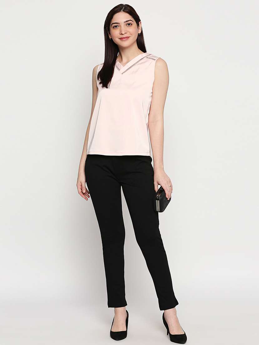 overlap neck solid top - 17570771 - Standard Image - 3