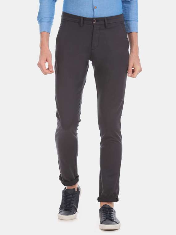black solid chinos