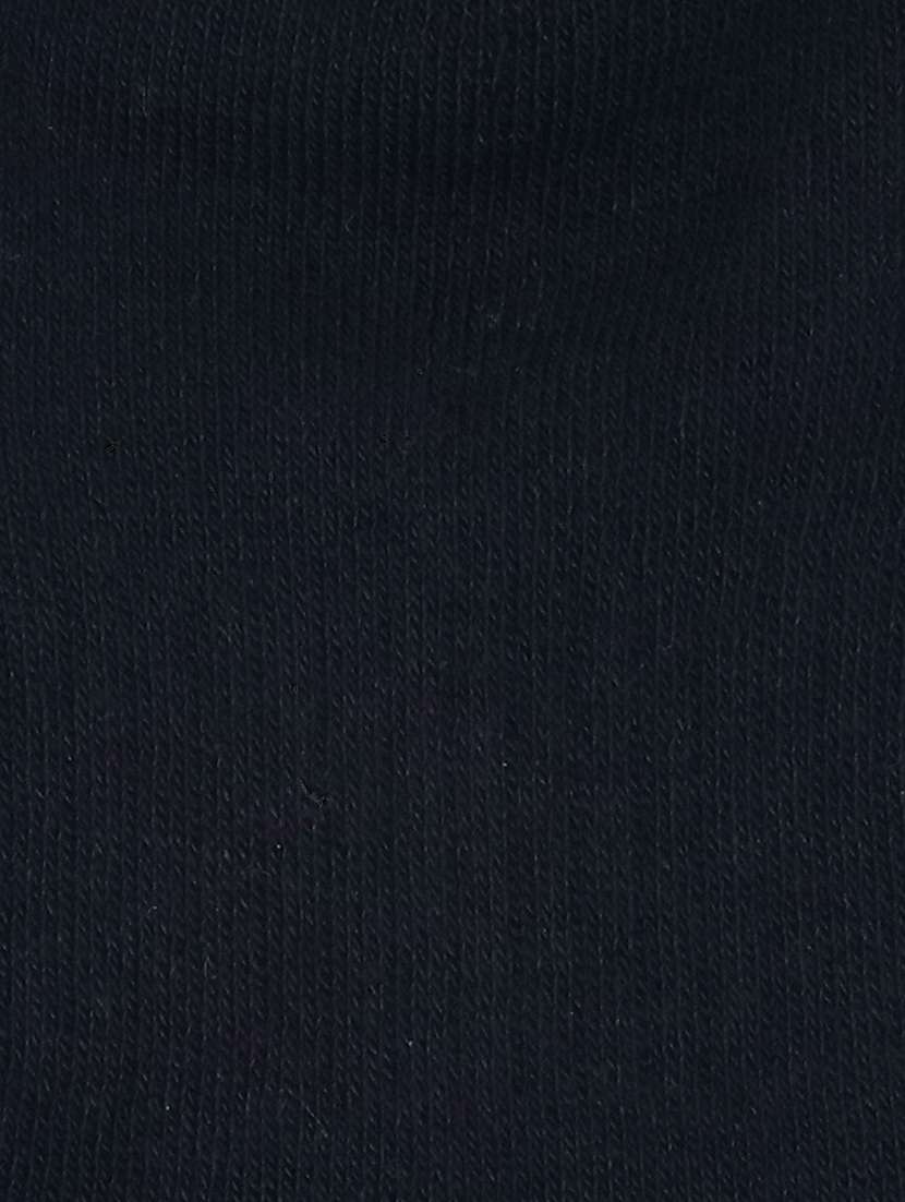 men black cotton  sock - 17583497 -  Standard Image - 3