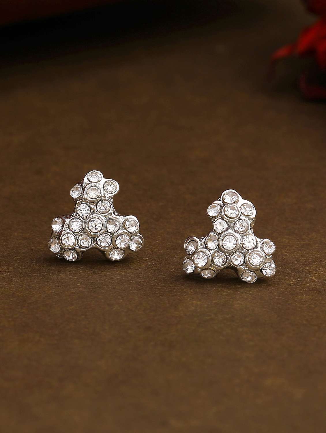 white metal studs earring - 17595896 -  Zoom Image - 0