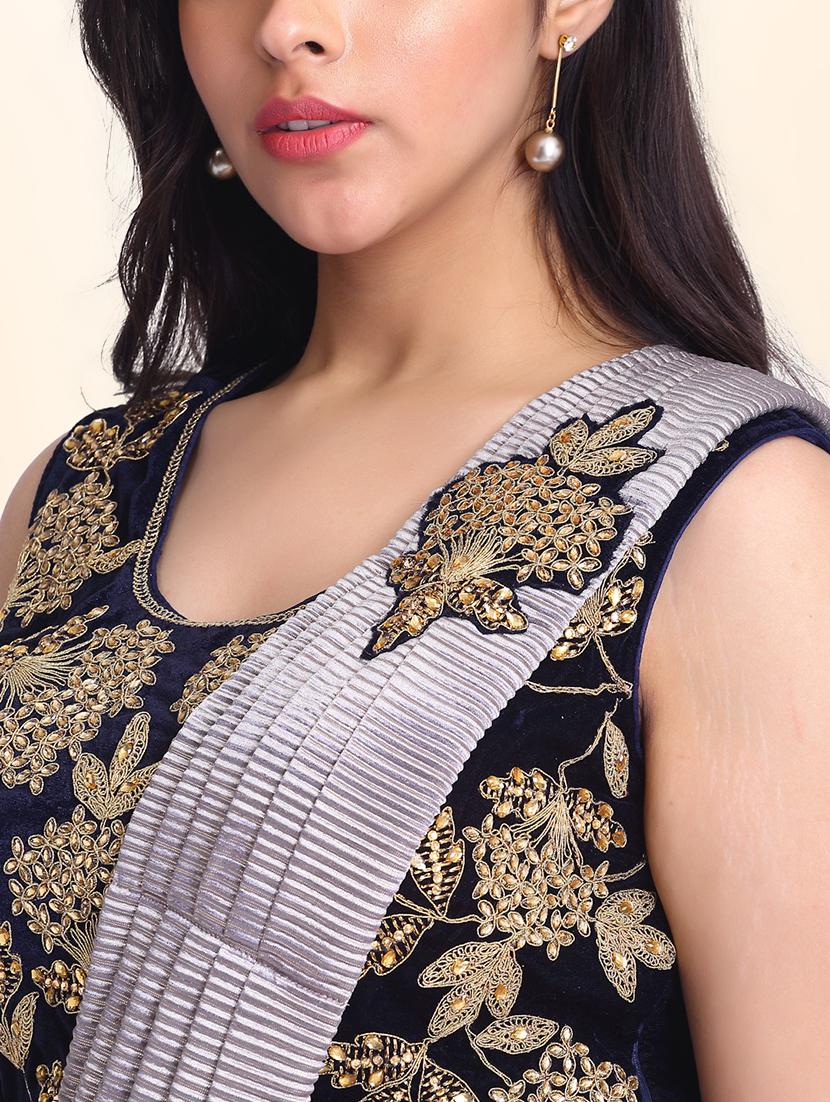 solid draped saree  - 17607773 -  Standard Image - 3