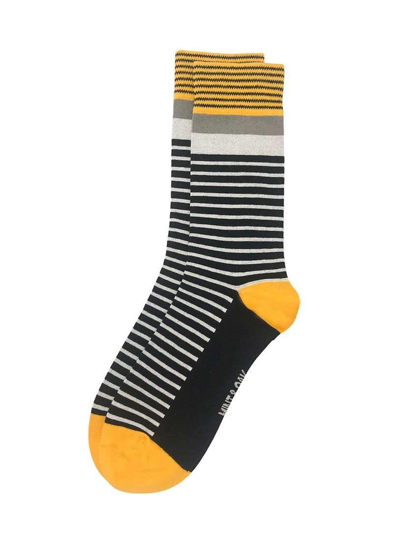 men striped above ankle length socks