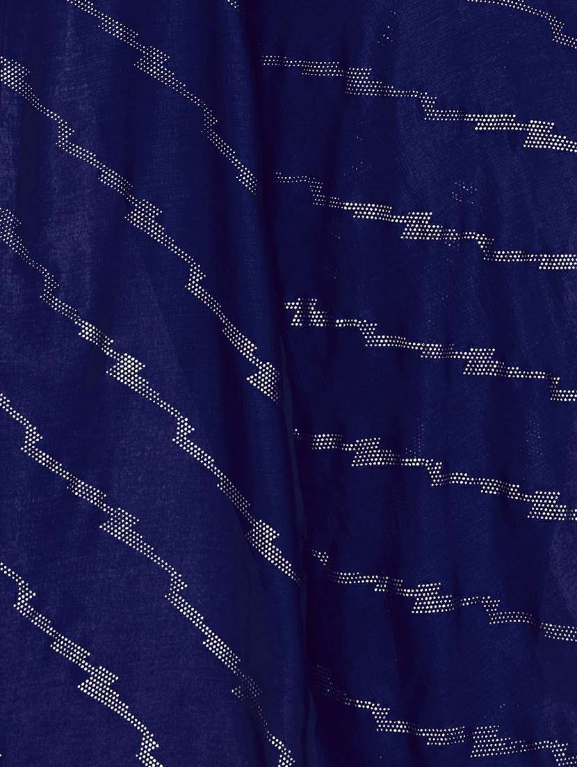foil printed saree with blouse - 17613539 - Standard Image - 3
